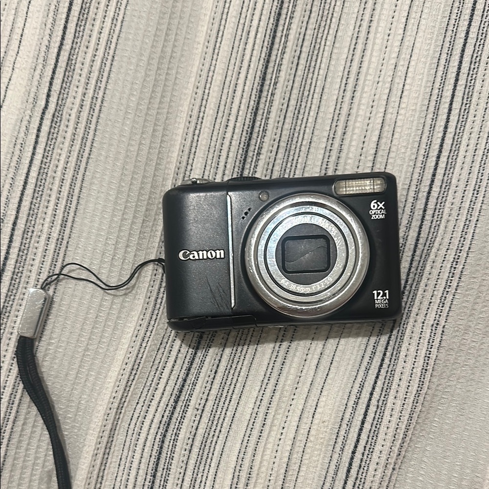 Canon Compact Camera power shot A2100 IS